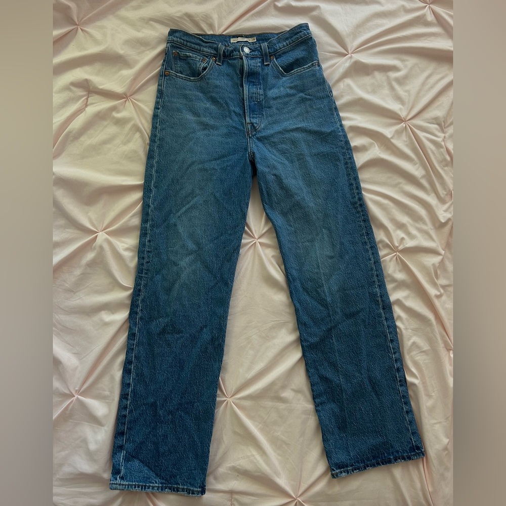 Levi’s straight medium wash denim jeans